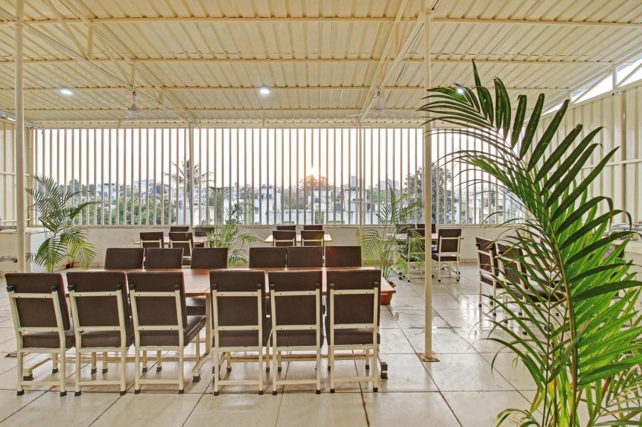Treebo Krishna Regency Isbt Bus Stop Bhopal Eksteriør bilde